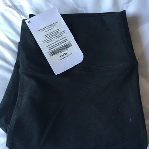 Fabletics Lisette BN high waisted Capri leggings